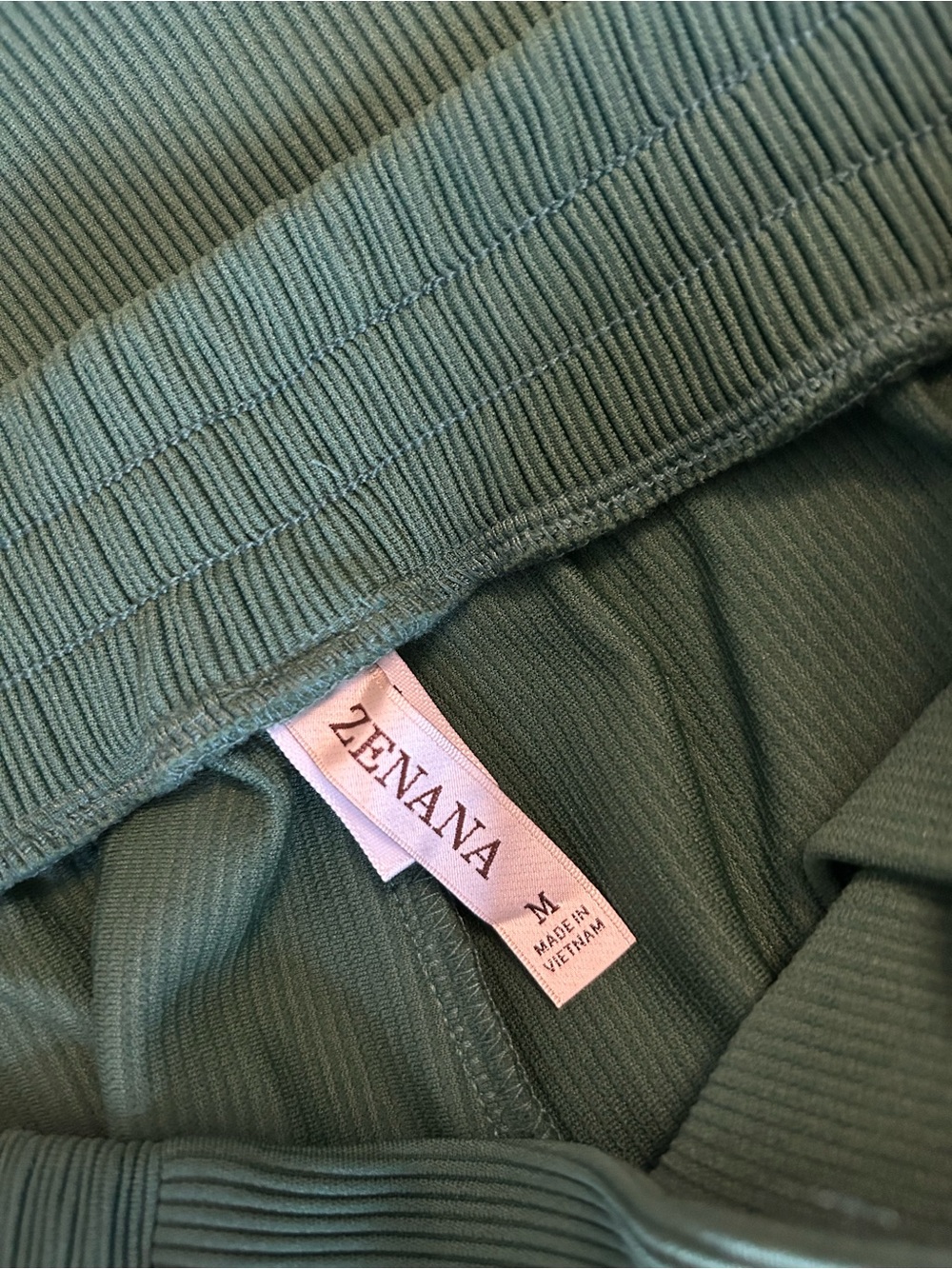 Zenana Outfitters Deep Green Wide-Leg Two-Piece Set - Picture 6 of 9